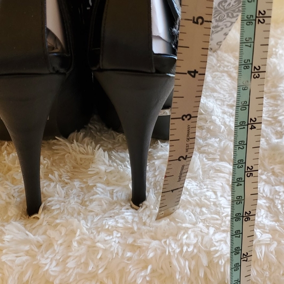 Booties - Picture 3 of 8